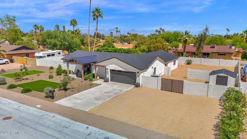 11039 42nd St, Phoenix, AZ 85028