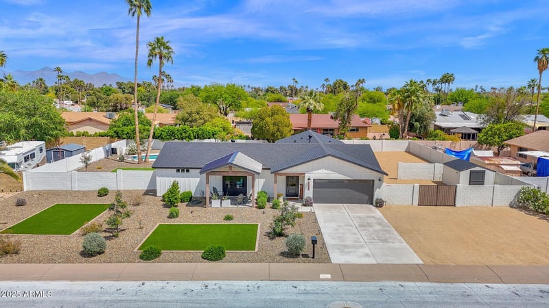 11039 42nd St, Phoenix, AZ 85028
