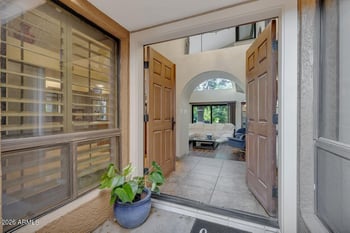 11039 N 11th St, Phoenix, AZ 85020