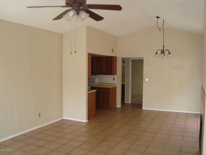 1104 E Charleston Ave, Phoenix, AZ 85022