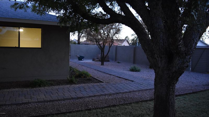 1104 E Diamond Dr, Tempe, AZ 85283