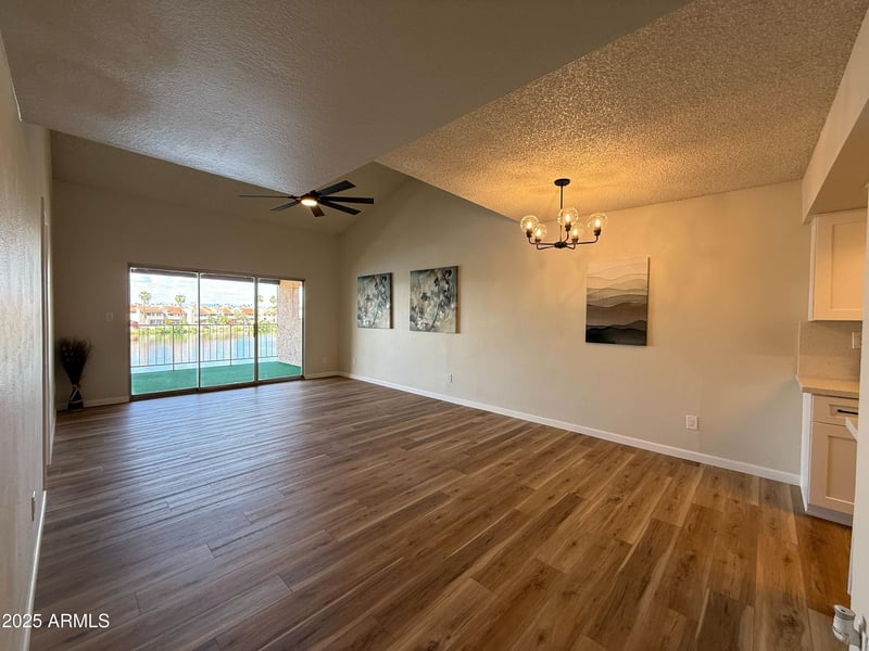 11040 28th Dr #326, Phoenix, AZ 85029