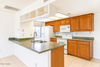 11040 S Tomah St, Phoenix, AZ 85044