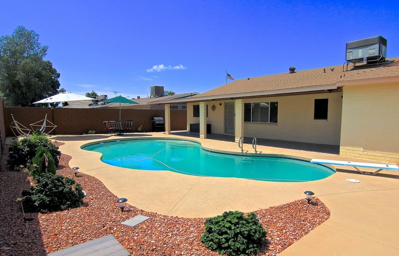 11041 N 47th Dr, Glendale, AZ 85304
