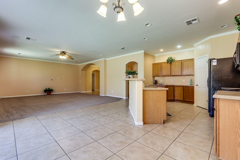 11042 E Cholla Rd, Mesa, AZ 85207