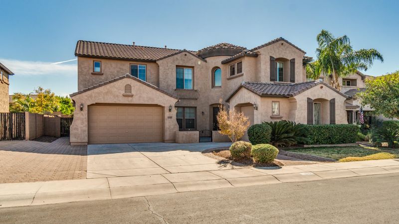 11043 E Ravenna Ave, Mesa, AZ 85212