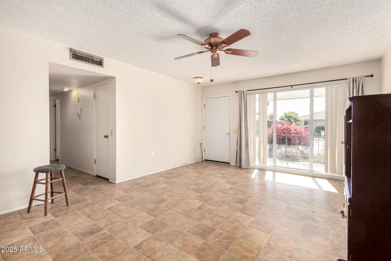 11046 Campana Dr, Sun City, AZ 85351