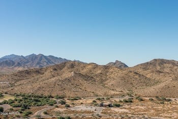 11047 S Santa Columbia Dr, Goodyear, AZ 85338