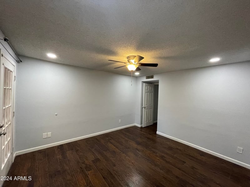 11048 28th Dr #146, Phoenix, AZ 85029