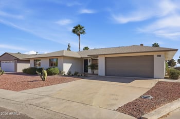 11049 Crestbrook Dr, Sun City, AZ 85351