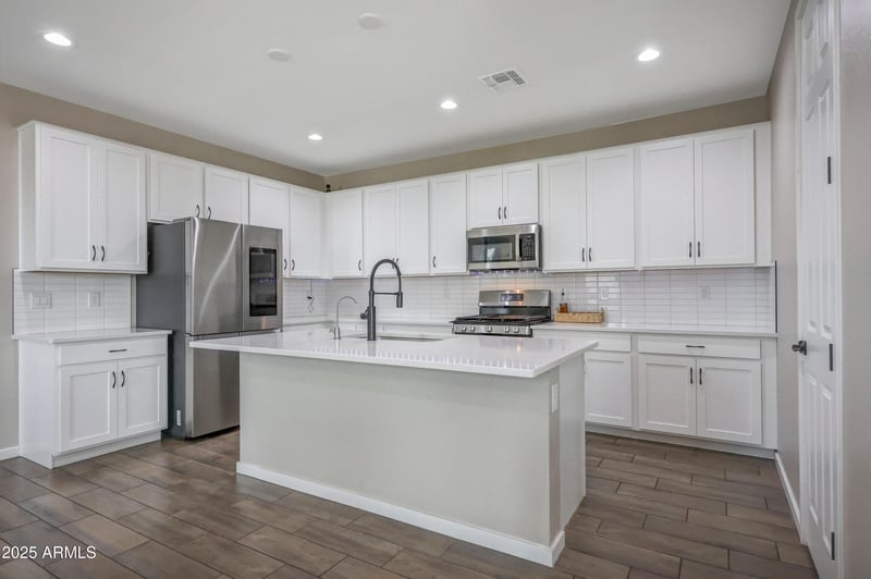11049 Hadley St, Avondale, AZ 85323