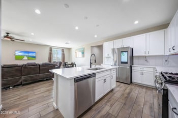 11049 Hadley St, Avondale, AZ 85323