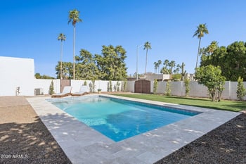 11049 44th St, Phoenix, AZ 85028
