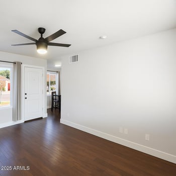 1105 6th Pl, Mesa, AZ 85201