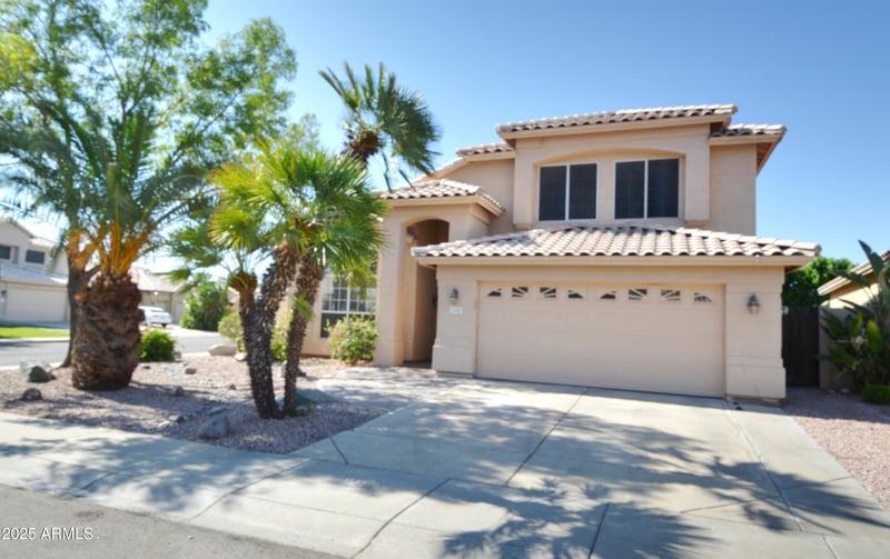 1105 Betty Elyse Ln, Phoenix, AZ 85023