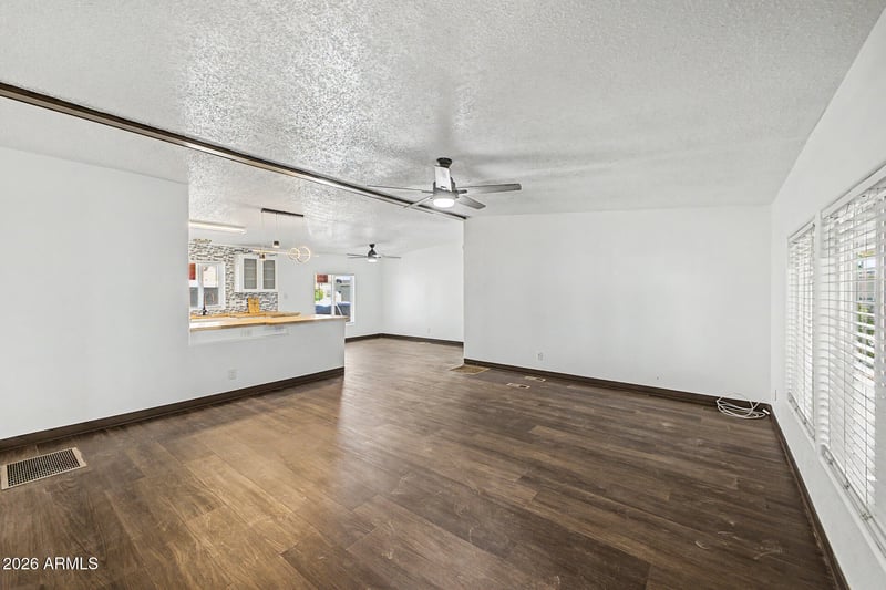 1105 N Dysart Rd #16, Avondale, AZ 85323