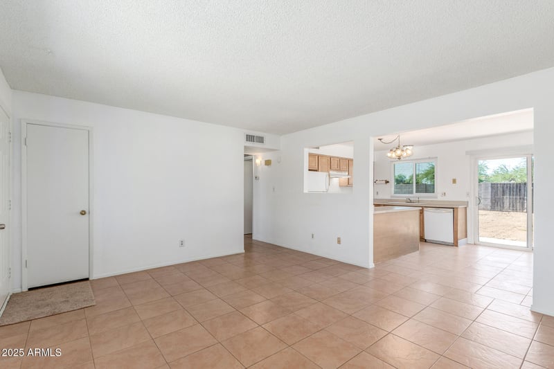 1105 Tulane Dr, Tempe, AZ 85283