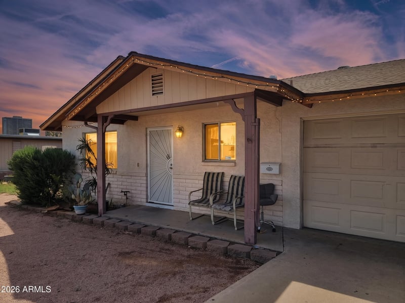 1105 W Frito Ave, Mesa, AZ 85210