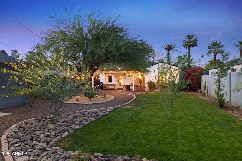 1105 Willetta St, Phoenix, AZ 85007