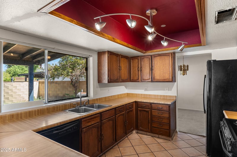 11051 53rd Ave, Glendale, AZ 85304