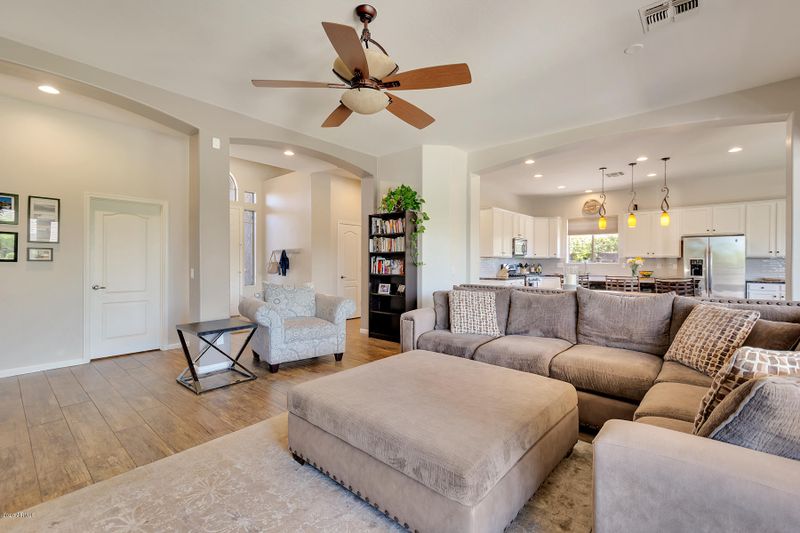 11053 E Decatur St, Mesa, AZ 85207