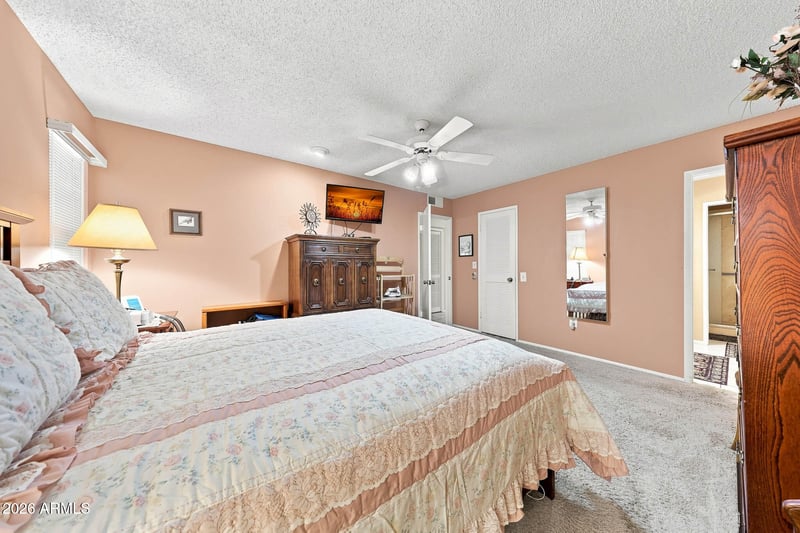 11053 W Pine Hollow Dr, Sun City, AZ 85351