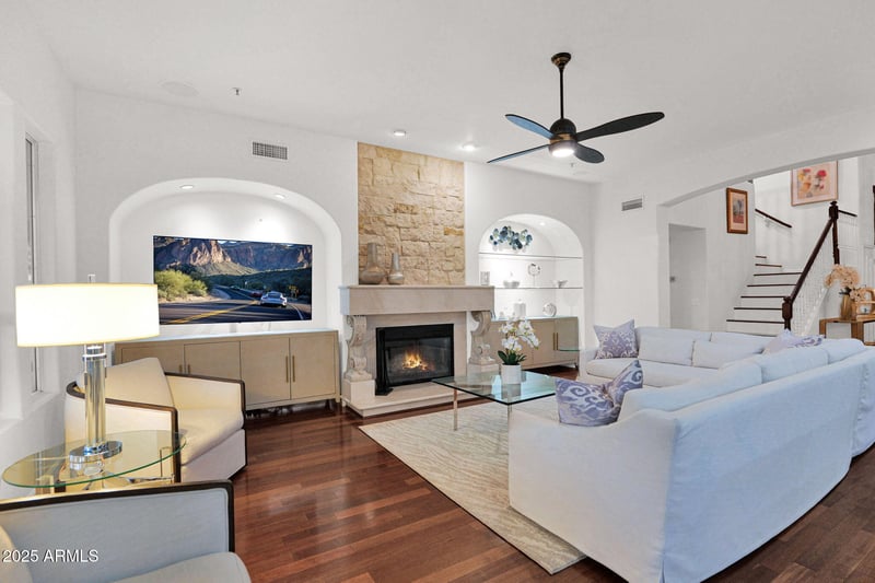 11056 White Feather Ln, Scottsdale, AZ 85262