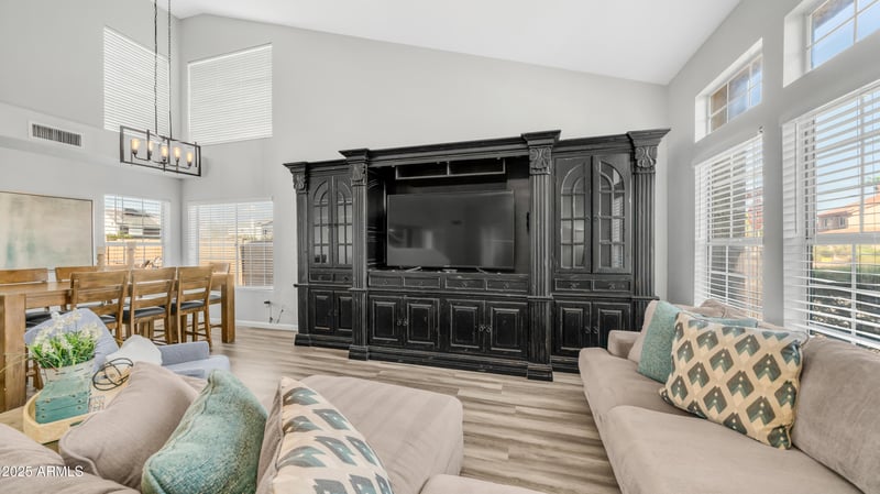1106 Melody Cir, Chandler, AZ 85225