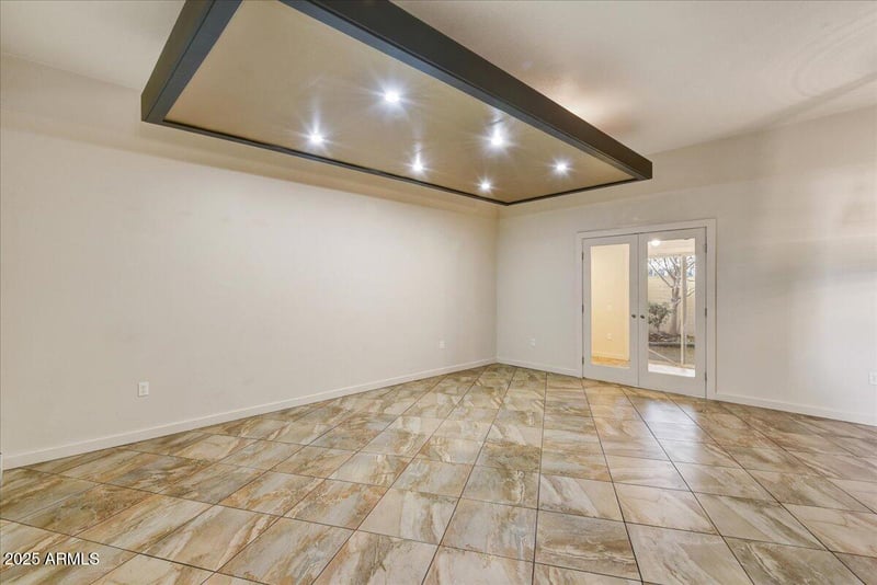 11061 Coggins Dr, Sun City, AZ 85351