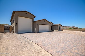 11063 E Rio Bravo Rd, Gold Canyon, AZ 85118