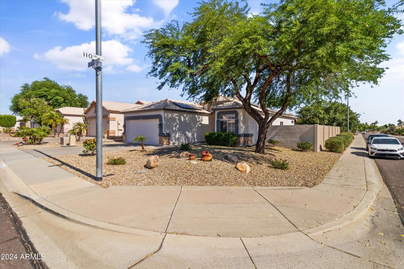 11065 W Oraibi Dr, Sun City, AZ 85373