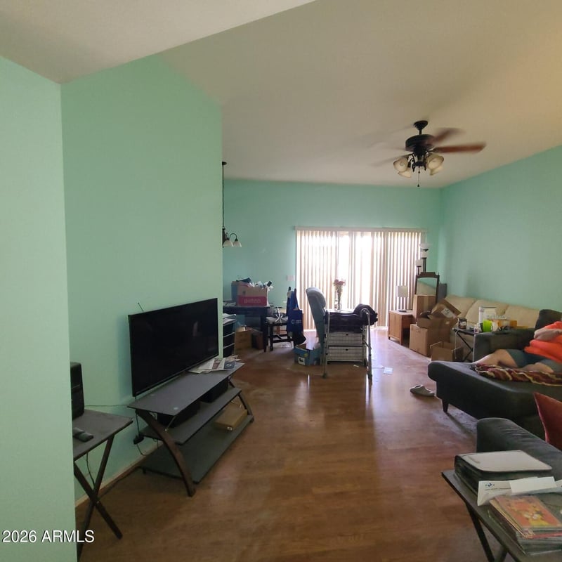 11066 Coggins Dr, Sun City, AZ 85351