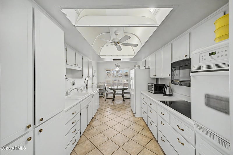 11069 Winchester Dr, Sun City, AZ 85351