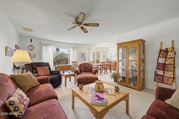 11069 Winchester Dr, Sun City, AZ 85351