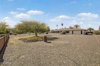 11069 Winchester Dr, Sun City, AZ 85351