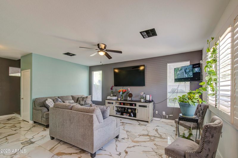 1107 E La Salle St, Phoenix, AZ 85040
