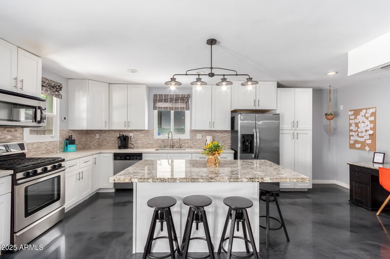 1107 Marigold Ln, Tempe, AZ 85288