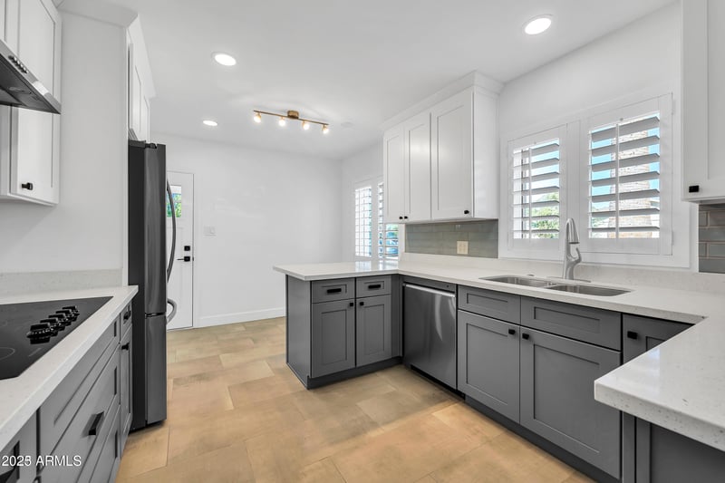 1107 Marlette Ave, Phoenix, AZ 85014