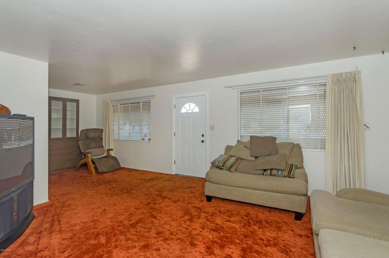 1107 W 6th St, Mesa, AZ 85201