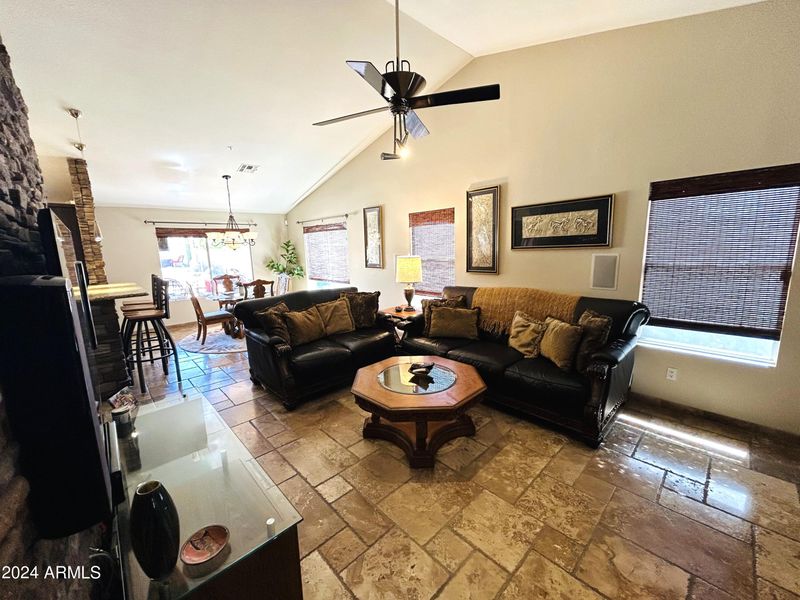 11070 E Sunnyside Dr, Scottsdale, AZ 85259