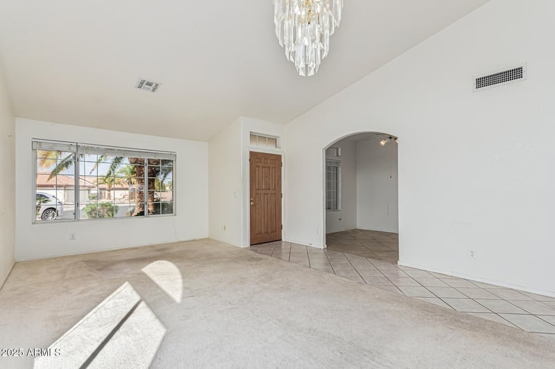 11076 Runion Dr, Sun City, AZ 85373