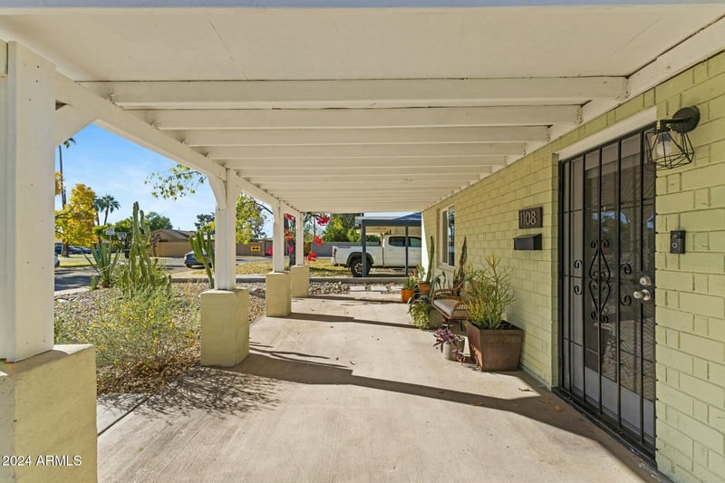 1108 E Georgia Ave, Phoenix, AZ 85014