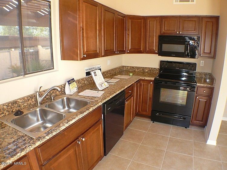 1108 E Kaler Dr, Phoenix, AZ 85020