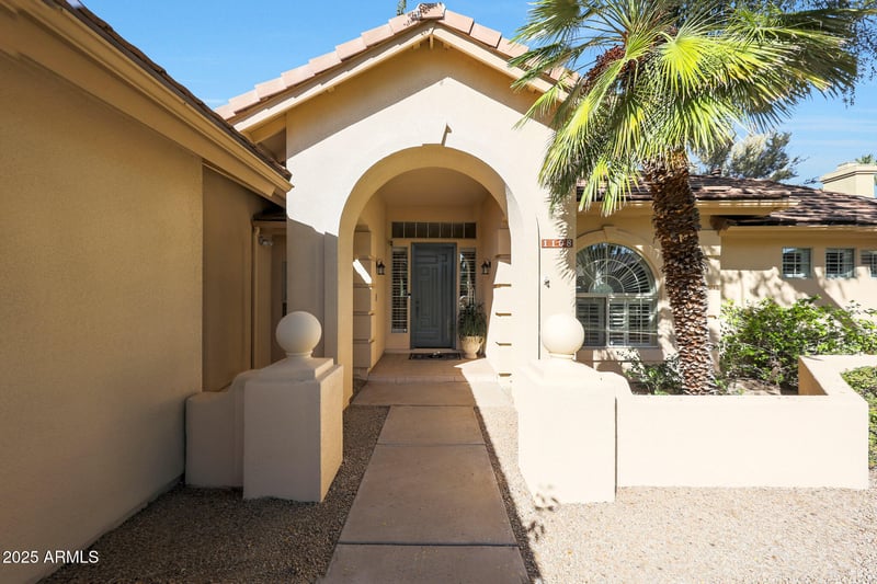 1108 Las Palmaritas Dr, Phoenix, AZ 85021