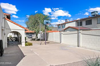 1108 Mission Ln, Phoenix, AZ 85021