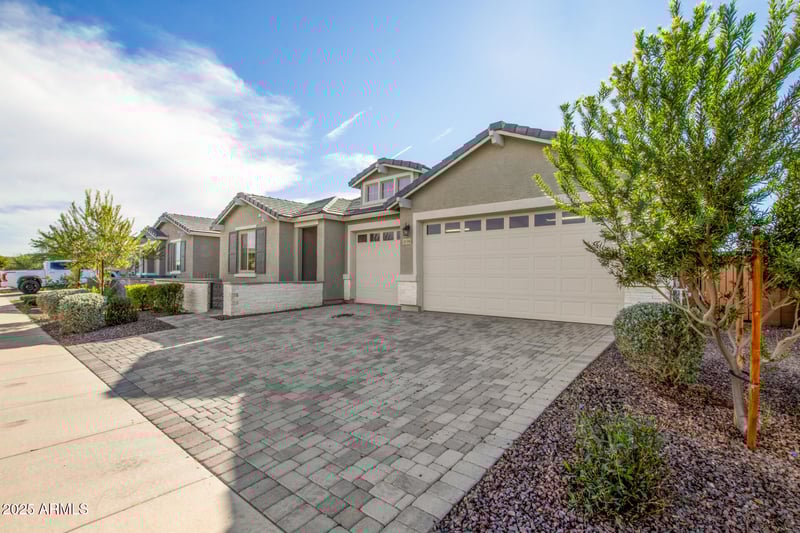 11081 Hadley St, Avondale, AZ 85323