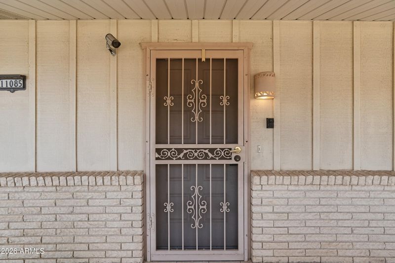 11085 W Frontier Dr, Sun City, AZ 85351