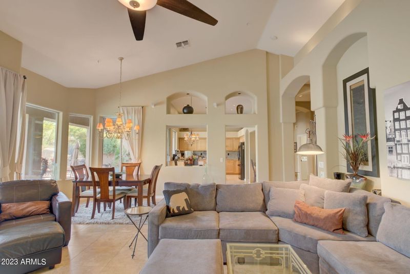 11088 E Oberlin Way, Scottsdale, AZ 85262