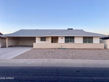 11088 Frontier Dr, Sun City, AZ 85351