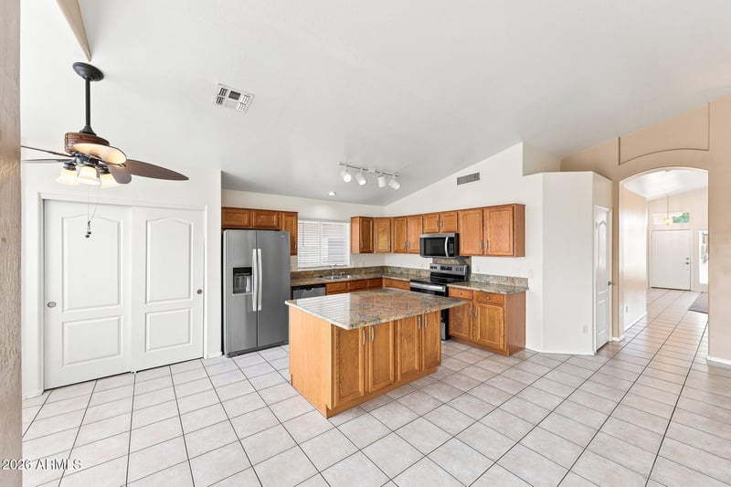 1109 Montoya Ln, Phoenix, AZ 85024